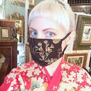 Meet your Posher, Carrie